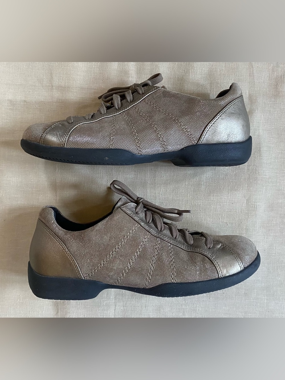Ziera Womens Metallic Pewter Leather Comfort Sneakers Shoes EU 39.5 US 8.5 9